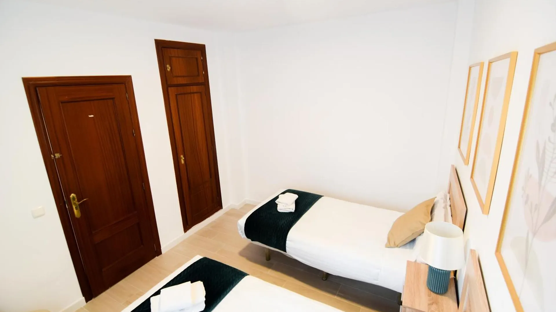 Letmalaga Cobblestone St. Apartment