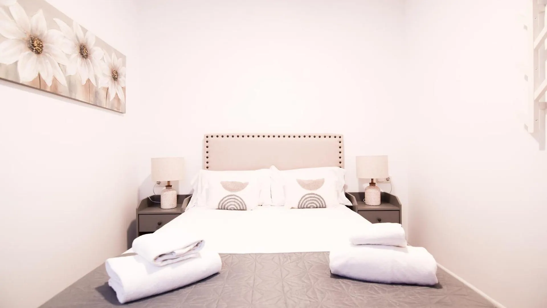 Letmalaga Cobblestone St. Apartment Spain