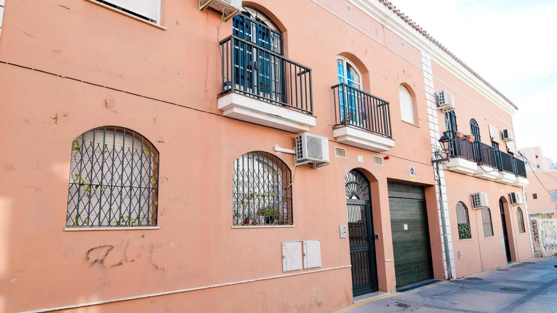 Letmalaga Cobblestone St. Apartment